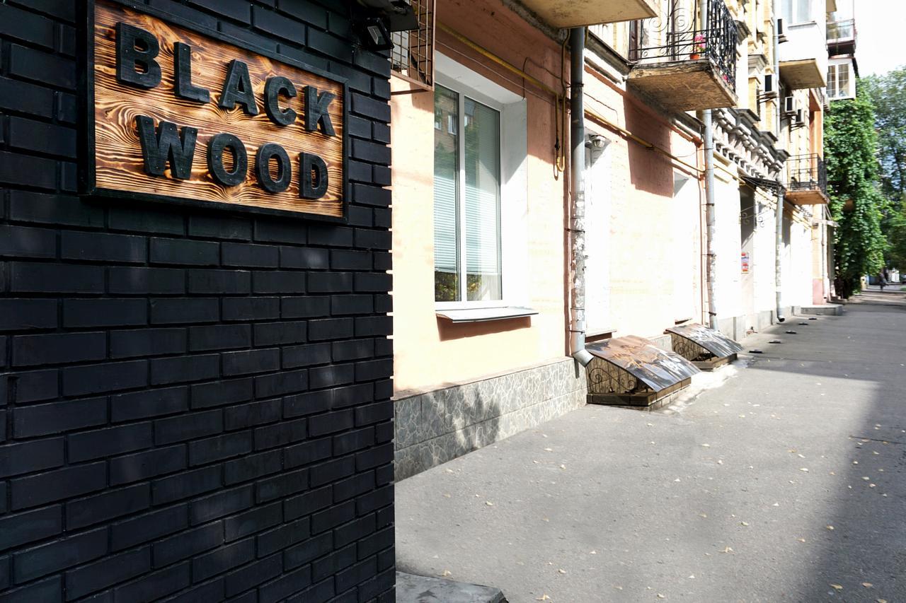 Black Wood Hostel Kijev Kültér fotó